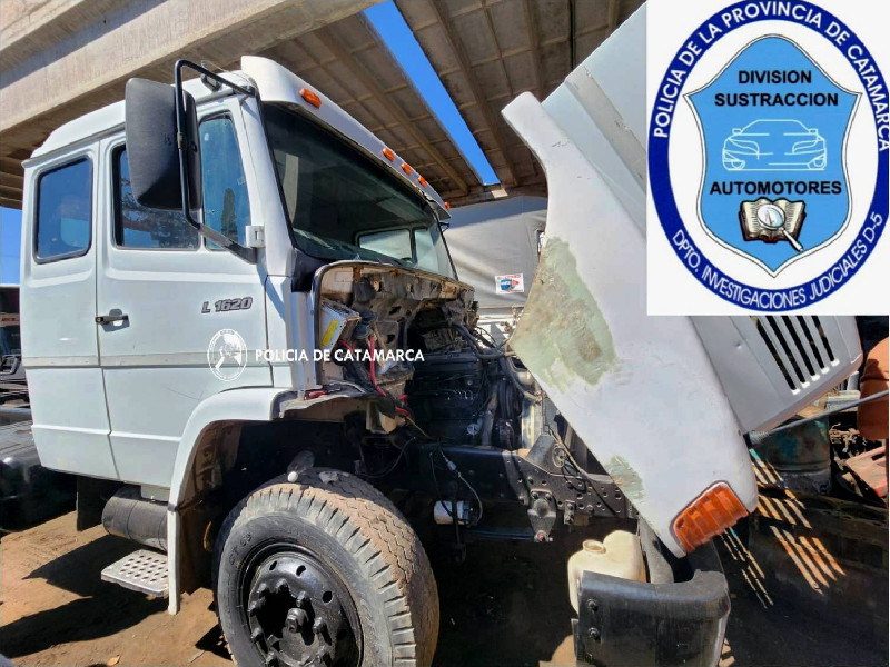 Policías secuestran un camión con los guarismos del motor adulterados