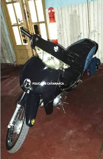 Policías secuestraron una motocicleta requerida por la Justicia en Tinogasta