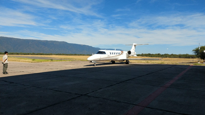 OSEP llevó a cabo un traslado en avión sanitario de urgencia