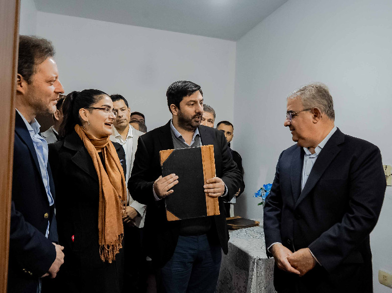 Raúl inauguró la nueva dependencia del Registro Civil en Miraflores para facilitar trámites a los vecinos