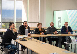 La Capital impulsa la modernización de la Hemeroteca Municipal mediante un avanzado sistema de digitalización histórica