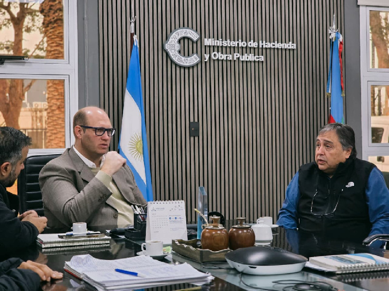 Vialidad Provincial ejecutará obras en La Cébila y el ingreso Sur de la Capital