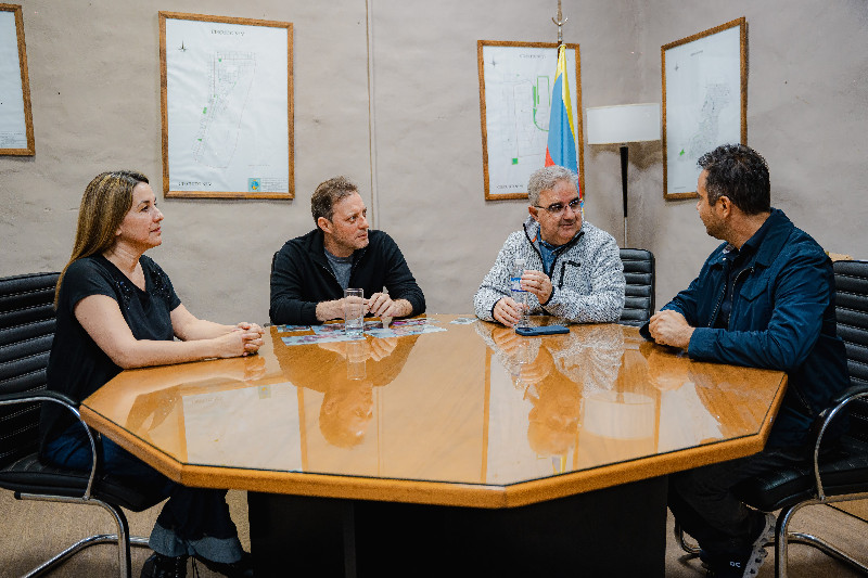 El Gobierno avanza con obras de asfaltado en Valle Viejo y Saujil
